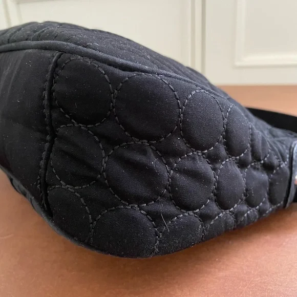 Vera Bradley EUC zip top shoulder hobo bag in quilted black - Picture 6 of 14